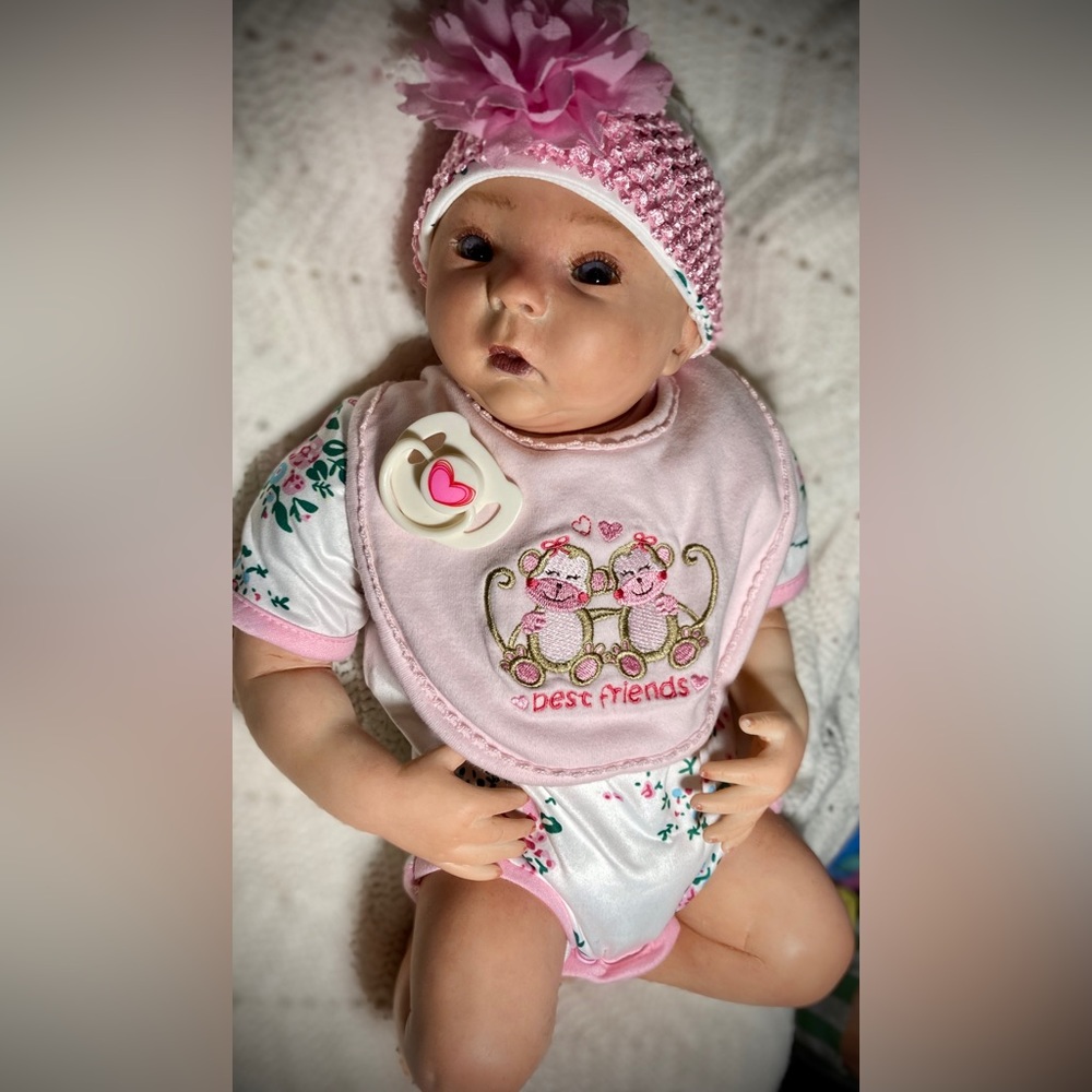 Reborn Baby Doll Gemma - Picture 3 of 16